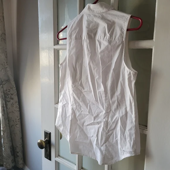 J. Crew Sleeveless Cotton Poplin Shirt in Signature Fit White Size S - Picture 10 of 17